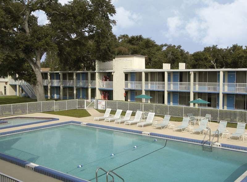 Howard Johnson By Wyndham Tropical Palms Kissimmee Exterior foto